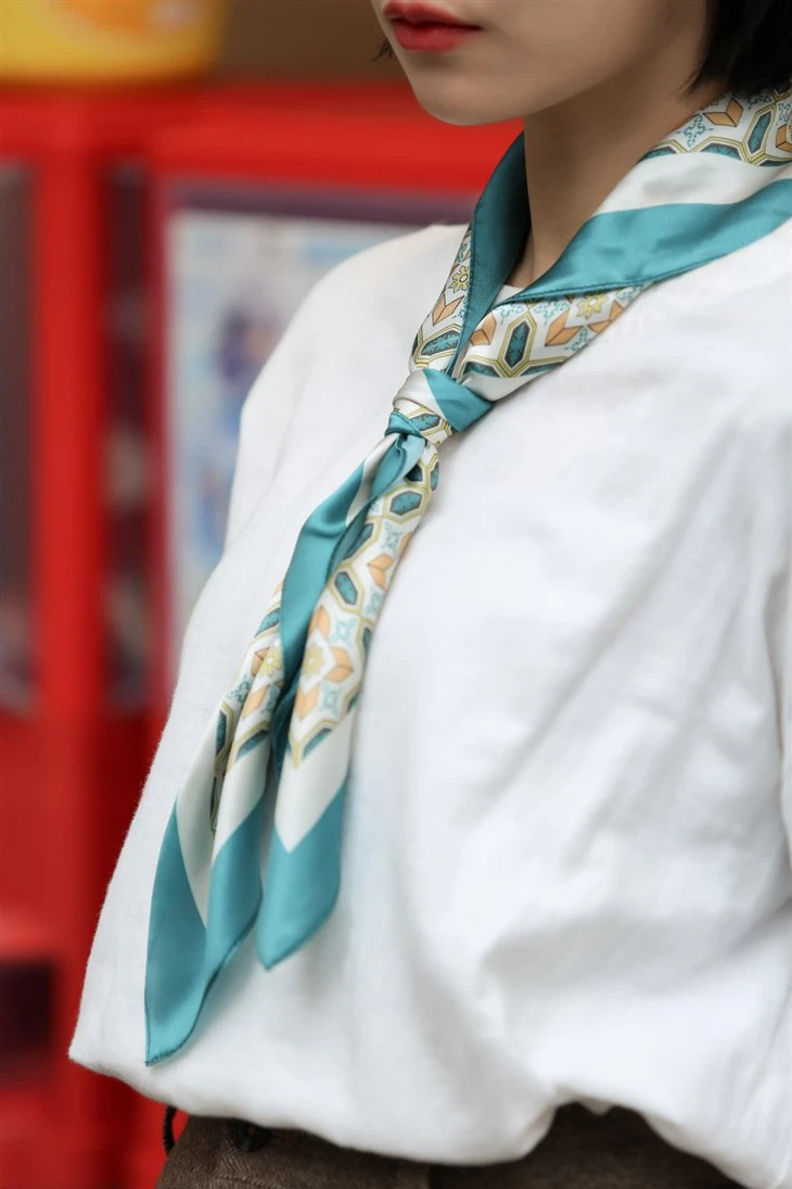 Custom Silk Scarves No Minimum
