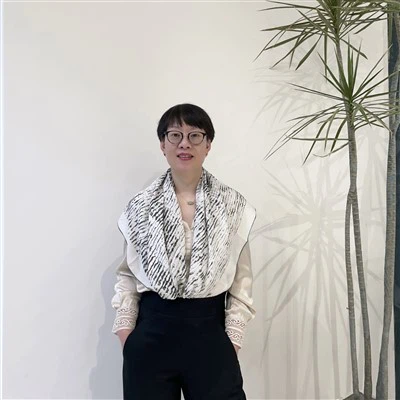 Romantic silk diamond scarf alone